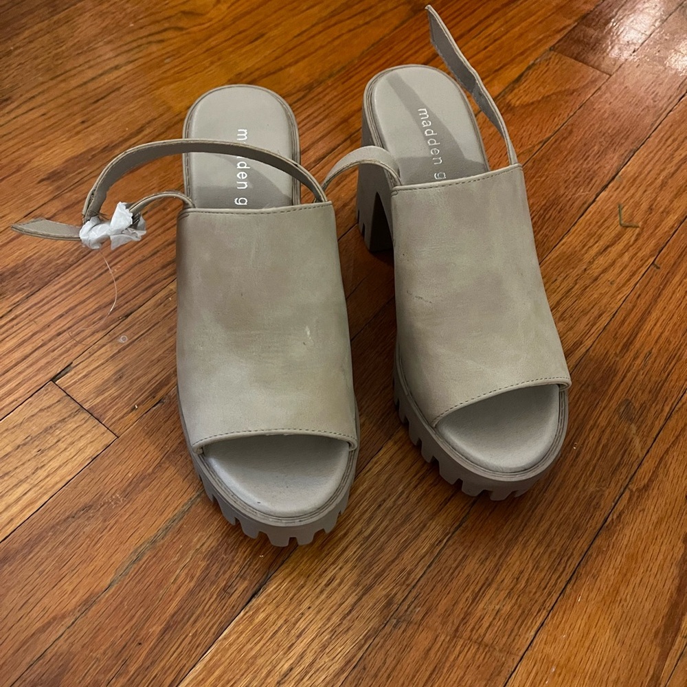 Madden girl Sonny heels